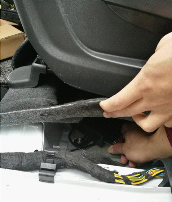 中華V3智能升窗器安裝